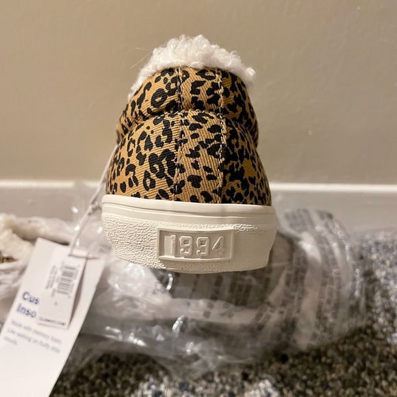 Leopard Sneakers - Picture 3 of 4